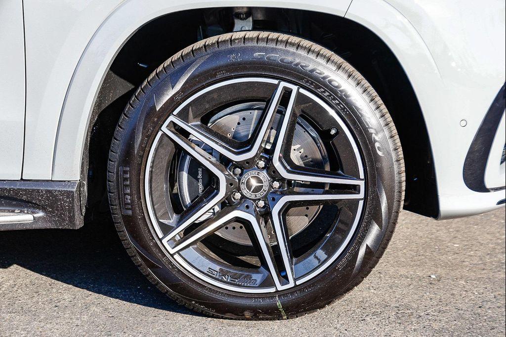 new 2026 Mercedes-Benz GLS 450 car, priced at $103,195