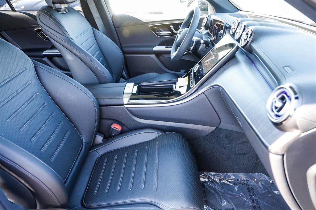 new 2025 Mercedes-Benz GLC 350e car, priced at $72,125