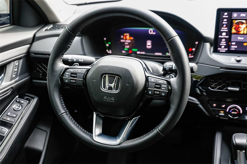 new 2026 Mercedes-Benz EQS 400 car, priced at $99,805