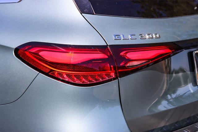 new 2025 Mercedes-Benz GLC 300 car, priced at $54,425