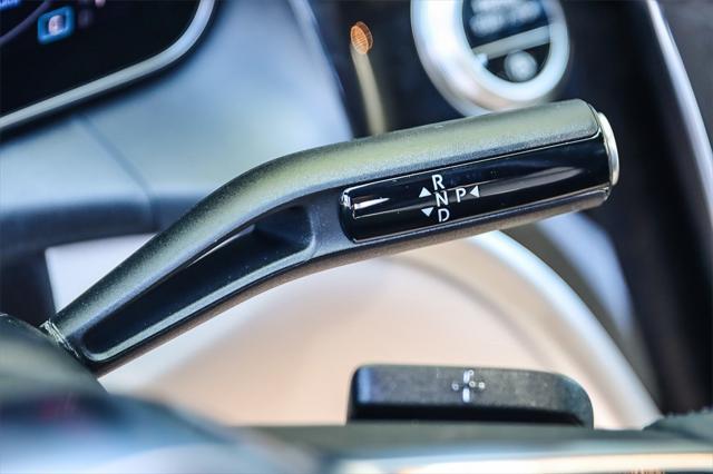 new 2025 Mercedes-Benz GLC 300 car, priced at $54,425