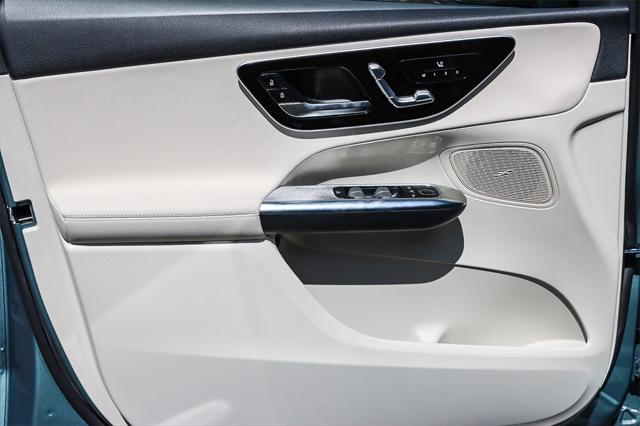 new 2025 Mercedes-Benz GLC 300 car, priced at $54,425