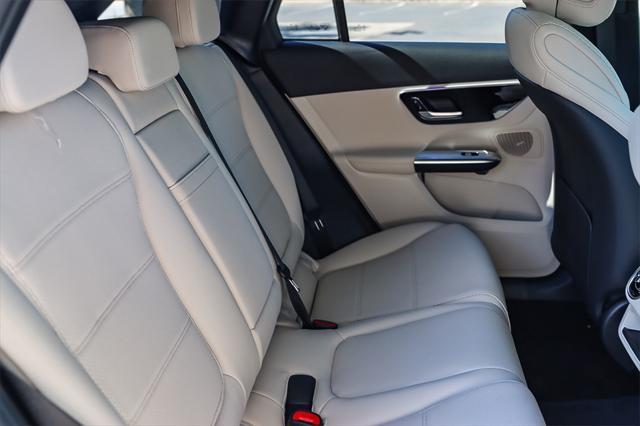 new 2025 Mercedes-Benz GLC 300 car, priced at $54,425
