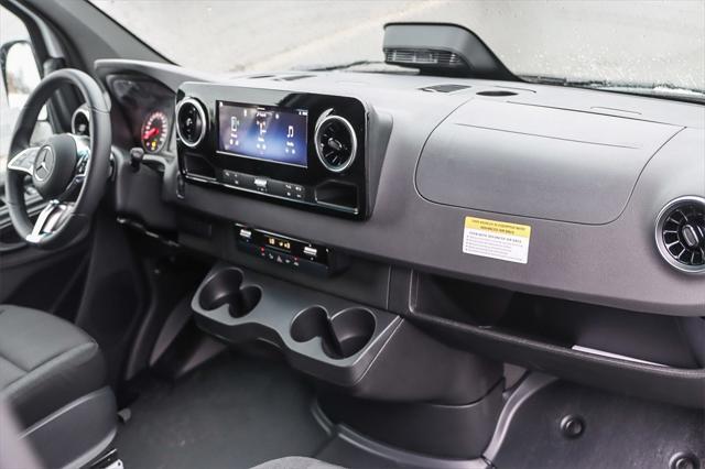 new 2025 Mercedes-Benz Sprinter 2500 car
