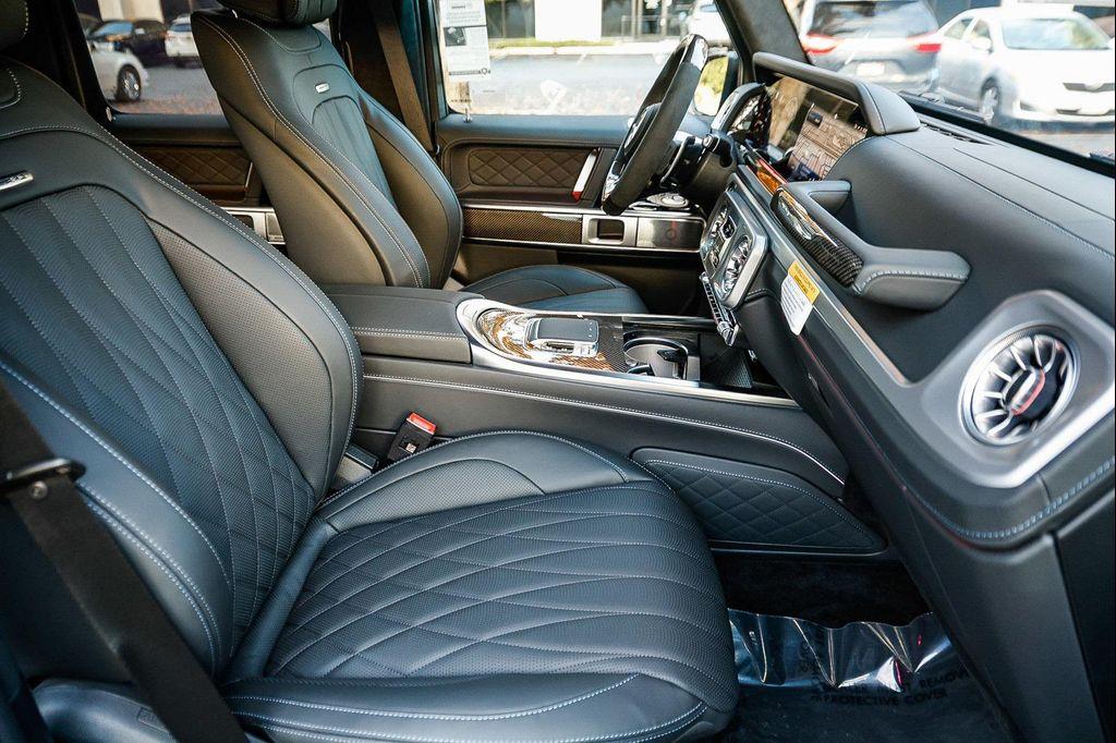 new 2025 Mercedes-Benz AMG G 63 car, priced at $218,415