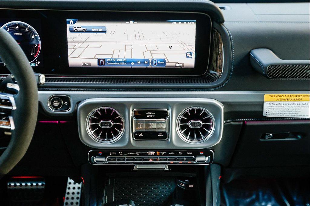 new 2025 Mercedes-Benz AMG G 63 car, priced at $218,415