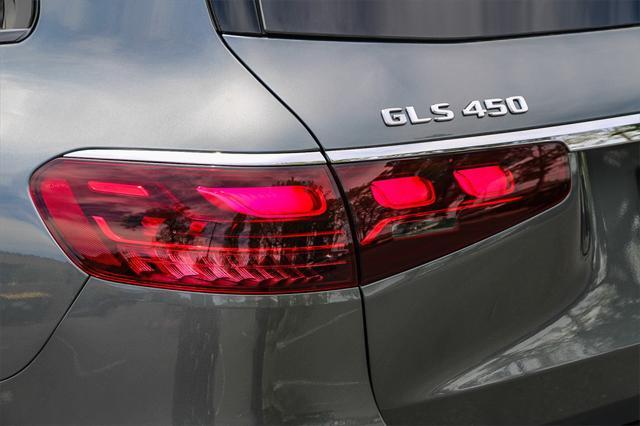 new 2025 Mercedes-Benz GLS 450 car, priced at $95,865