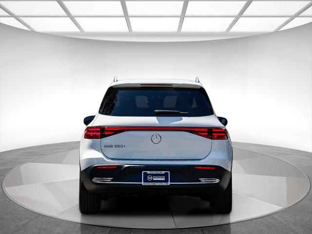 new 2025 Mercedes-Benz EQB 250 car, priced at $57,025
