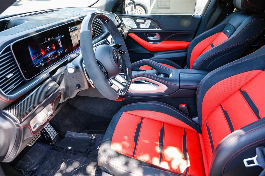 new 2025 Mercedes-Benz AMG GLE 53 car, priced at $109,735