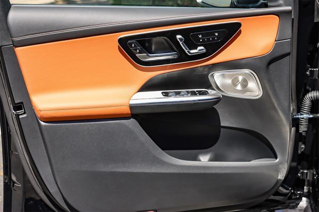 new 2025 Mercedes-Benz GLC 300 car, priced at $60,155