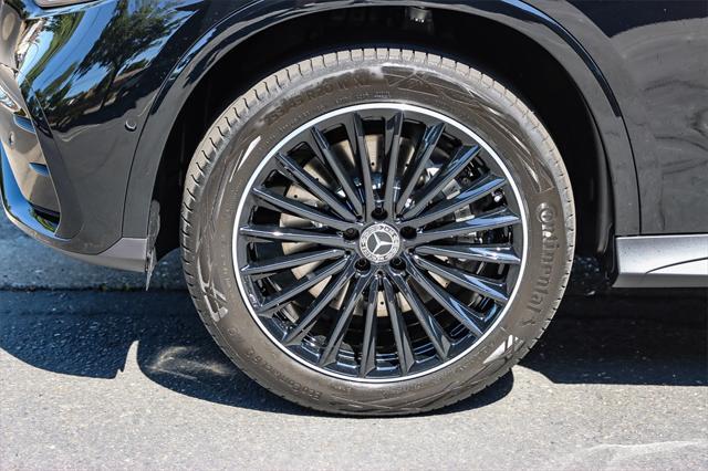 new 2025 Mercedes-Benz GLC 300 car, priced at $60,155