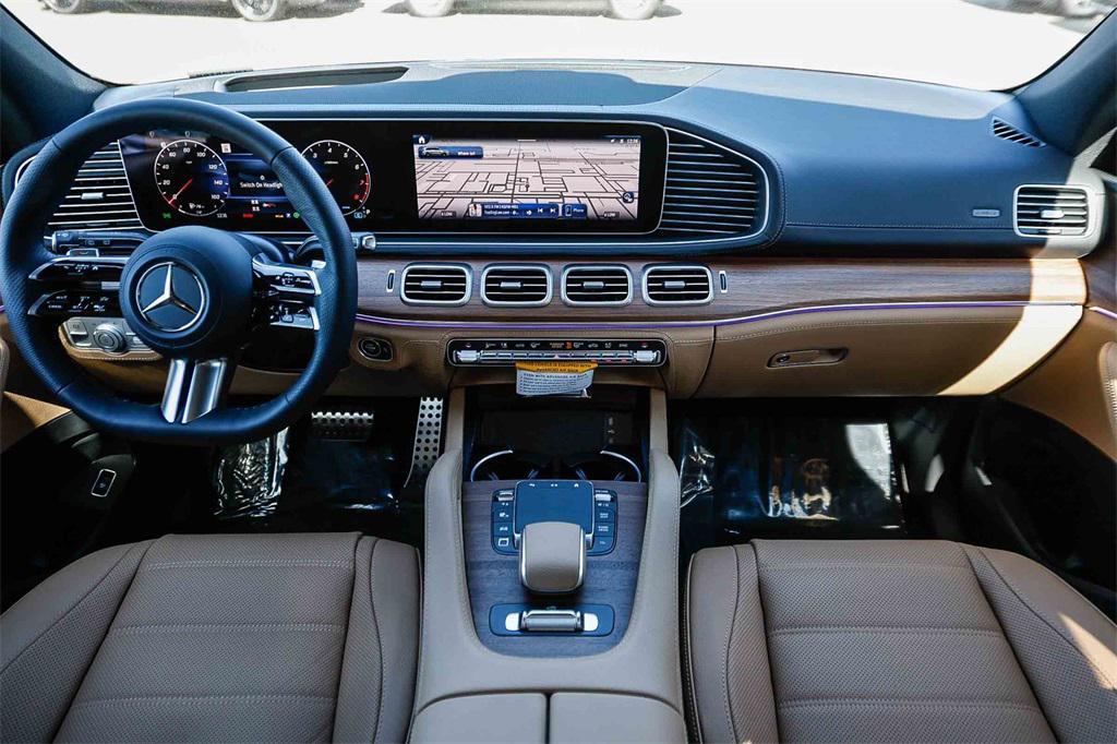 new 2026 Mercedes-Benz GLS 580 car, priced at $121,200