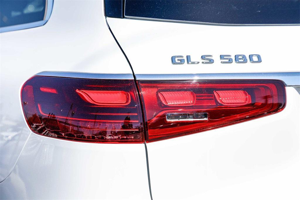 new 2026 Mercedes-Benz GLS 580 car, priced at $121,200