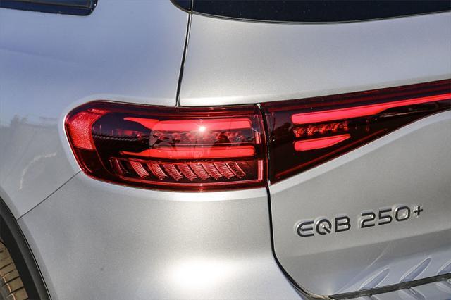 new 2024 Mercedes-Benz EQB 250 car, priced at $62,375