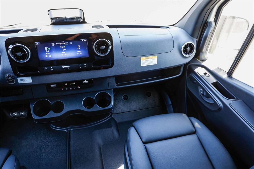 new 2025 Mercedes-Benz Sprinter 2500 car, priced at $69,860