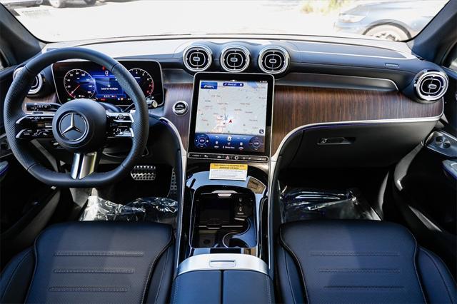 new 2025 Mercedes-Benz GLC 300 car, priced at $60,785