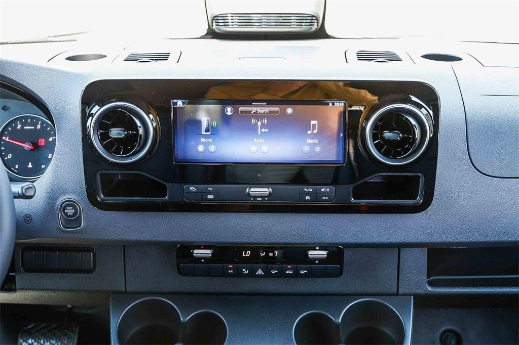 new 2025 Mercedes-Benz Sprinter 2500 car, priced at $70,689