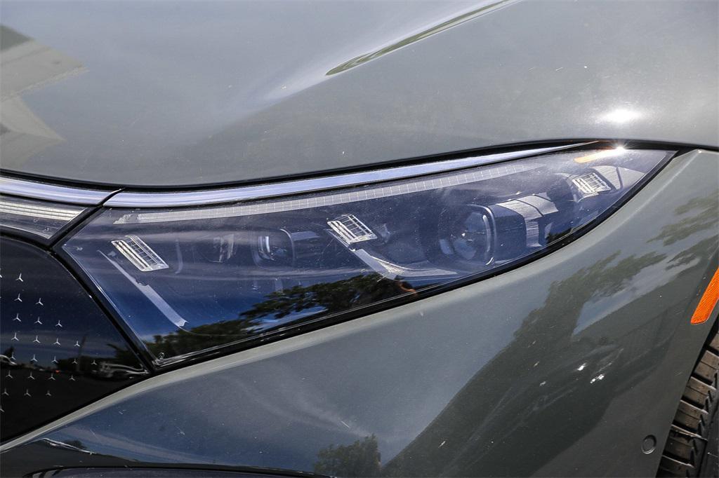 new 2024 Mercedes-Benz EQS 580 car, priced at $139,610