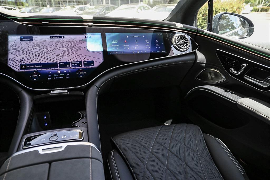 new 2024 Mercedes-Benz EQS 580 car, priced at $139,610