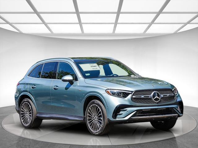 new 2025 Mercedes-Benz GLC 350e car, priced at $68,105