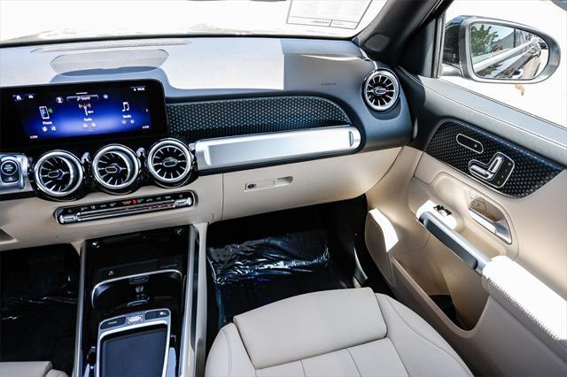 used 2025 Mercedes-Benz GLB 250 car, priced at $39,555