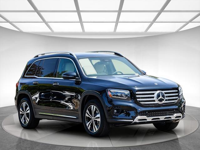 used 2025 Mercedes-Benz GLB 250 car, priced at $39,555