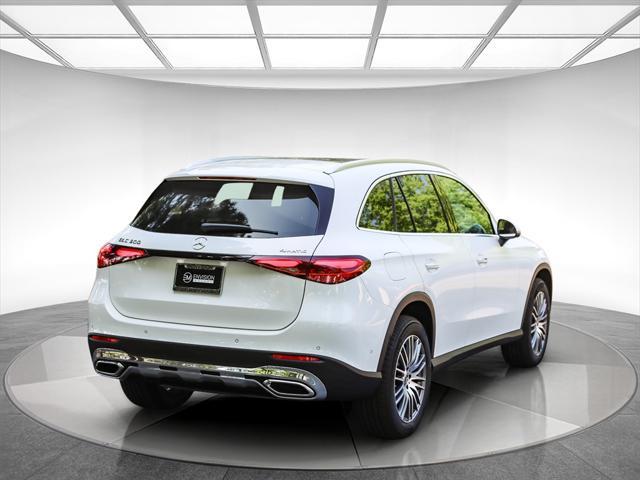 new 2025 Mercedes-Benz GLC 300 car, priced at $58,265