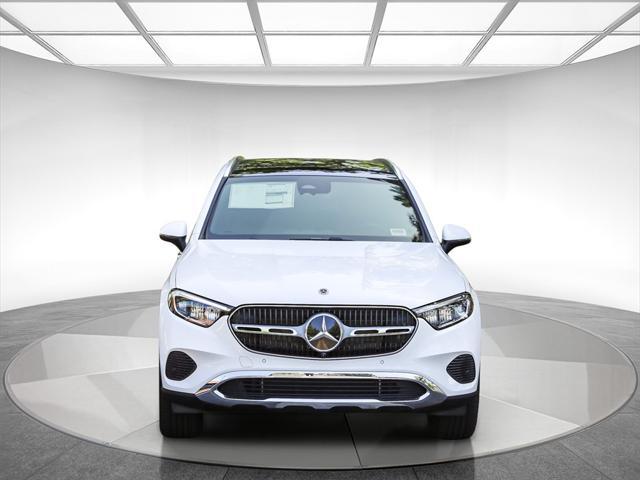 new 2025 Mercedes-Benz GLC 300 car, priced at $58,265