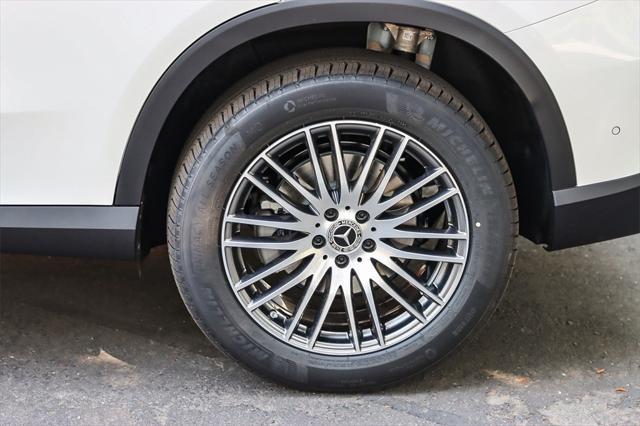 new 2025 Mercedes-Benz GLC 300 car, priced at $58,265