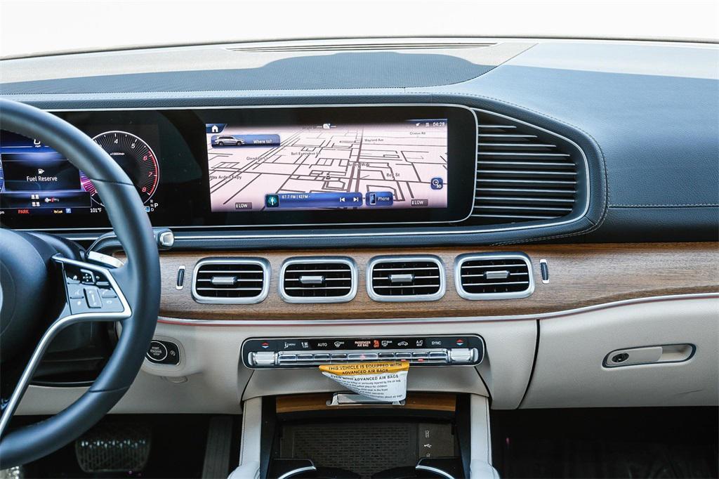 new 2024 Mercedes-Benz GLS 450 car