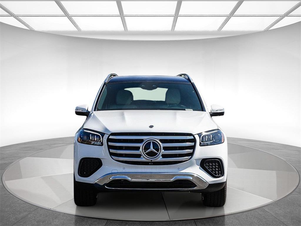 new 2024 Mercedes-Benz GLS 450 car