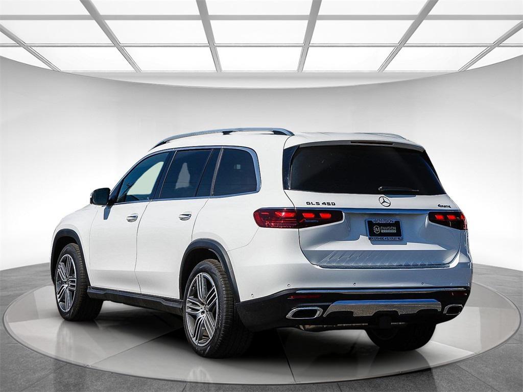 new 2024 Mercedes-Benz GLS 450 car