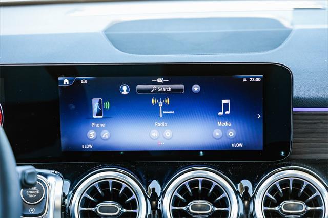 new 2025 Mercedes-Benz GLB 250 car, priced at $50,020