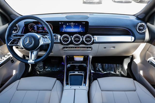 new 2025 Mercedes-Benz GLB 250 car, priced at $50,020