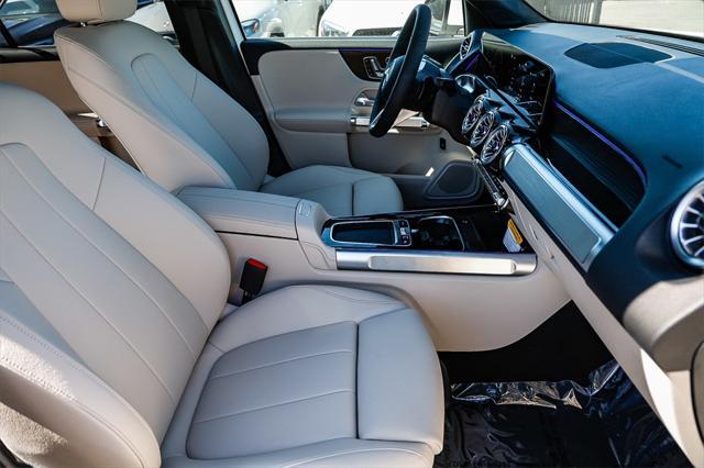 new 2025 Mercedes-Benz GLB 250 car, priced at $50,020