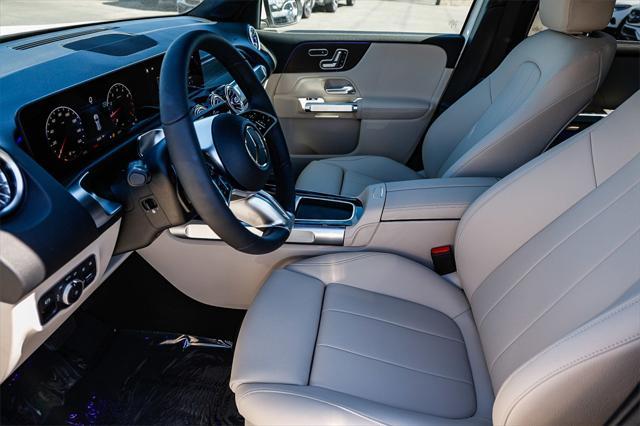 new 2025 Mercedes-Benz GLB 250 car, priced at $50,020