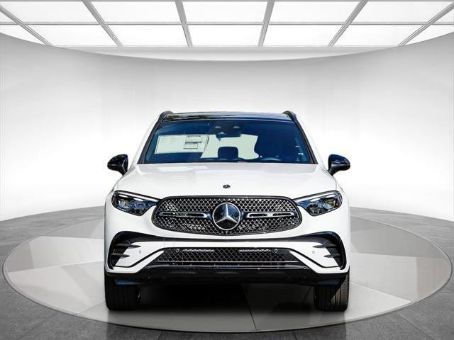new 2025 Mercedes-Benz GLC 300 car, priced at $68,915