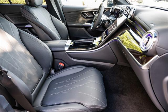 new 2025 Mercedes-Benz GLC 300 car, priced at $68,915