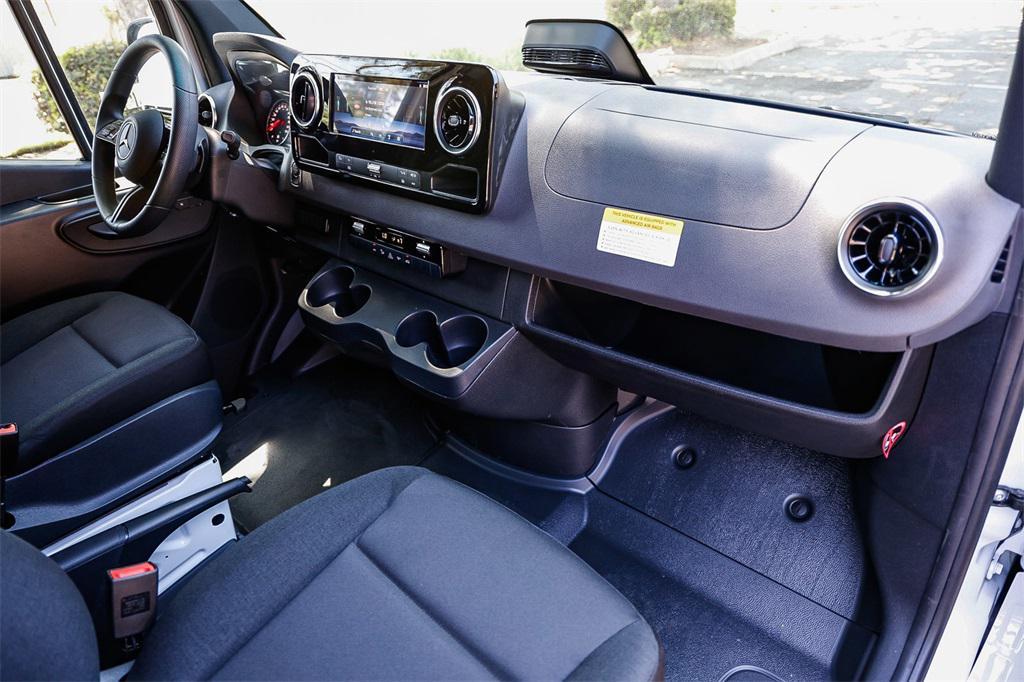 new 2025 Mercedes-Benz Sprinter 2500 car, priced at $61,315