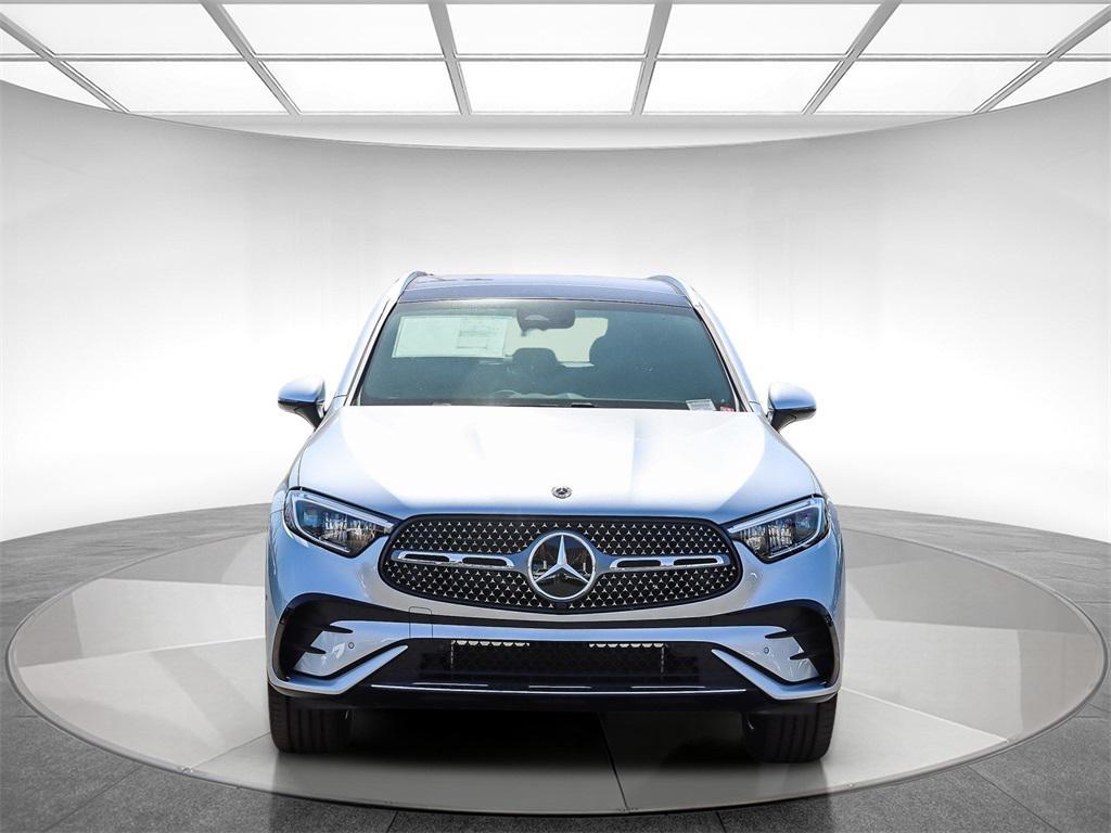 new 2025 Mercedes-Benz GLC 350e car, priced at $68,105