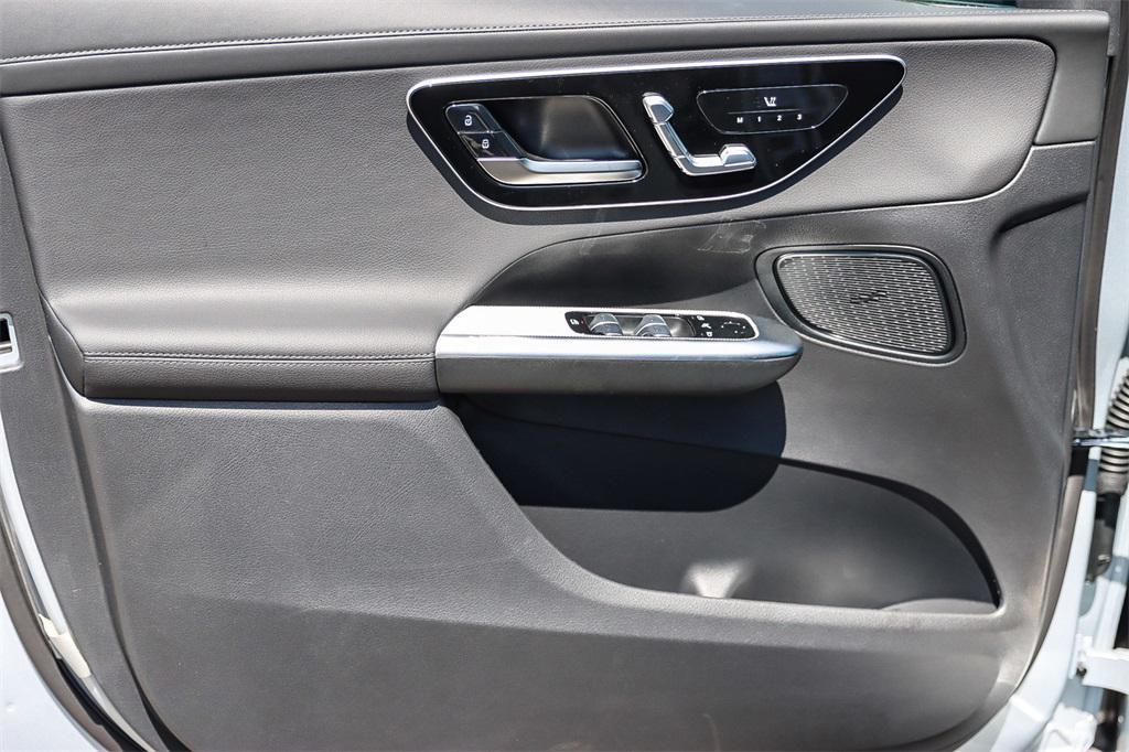 new 2025 Mercedes-Benz GLC 350e car, priced at $68,105