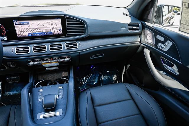 new 2025 Mercedes-Benz GLS 450 car, priced at $91,945