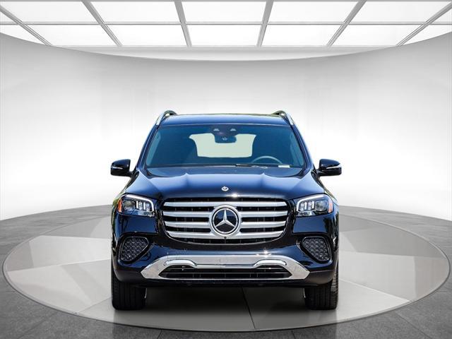 new 2025 Mercedes-Benz GLS 450 car, priced at $91,945