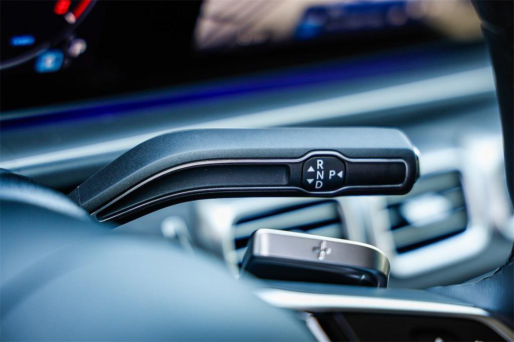 new 2025 Mercedes-Benz GLS 450 car, priced at $91,945