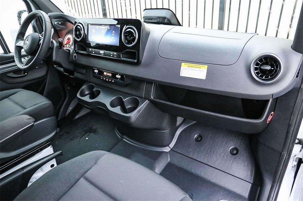 new 2025 Mercedes-Benz Sprinter 2500 car, priced at $61,021