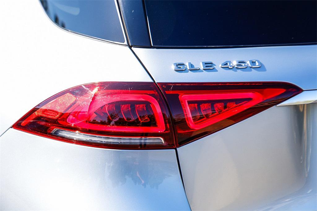 used 2022 Mercedes-Benz GLE 450 car, priced at $43,995