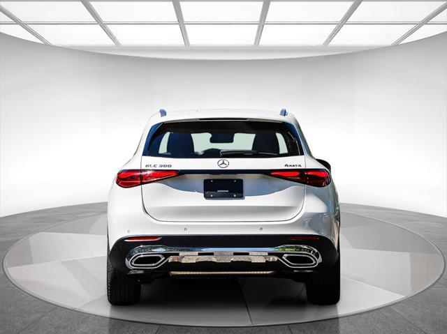 new 2025 Mercedes-Benz GLC 300 car, priced at $55,085