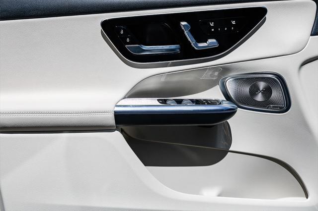 new 2025 Mercedes-Benz GLC 300 car, priced at $55,085