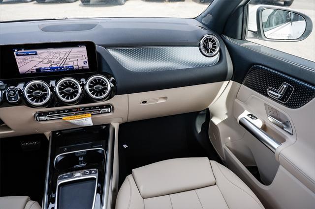 new 2025 Mercedes-Benz GLA 250 car, priced at $45,845