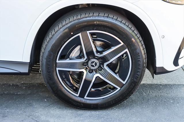 new 2025 Mercedes-Benz GLC 300 car, priced at $60,955